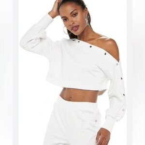 Jennifer Lopez White Off Shoulder Top